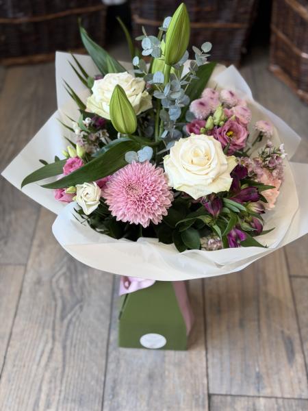 Florist Choice  (medium)